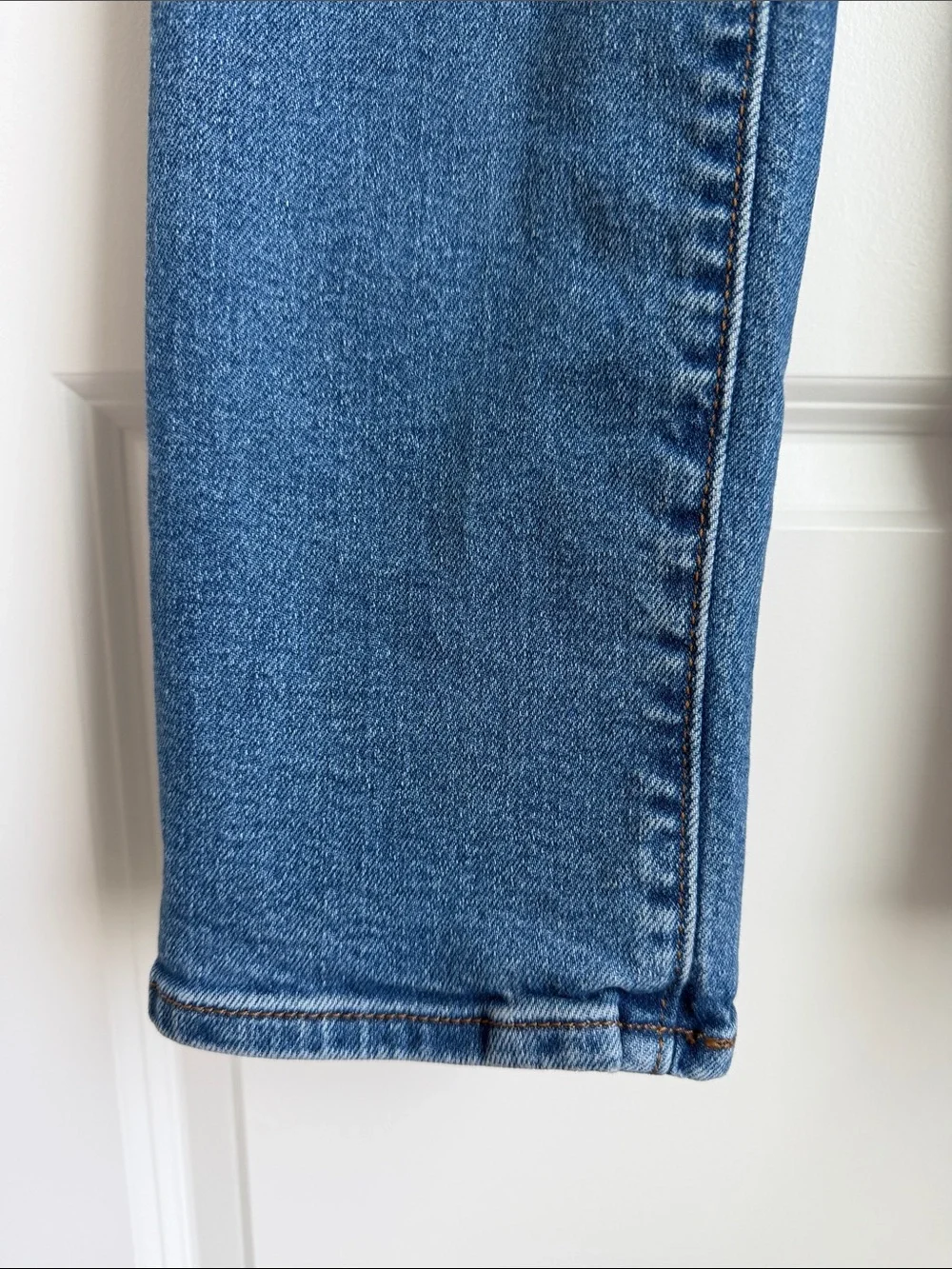 LEVI’S Wedgie Straight Denim Jeans